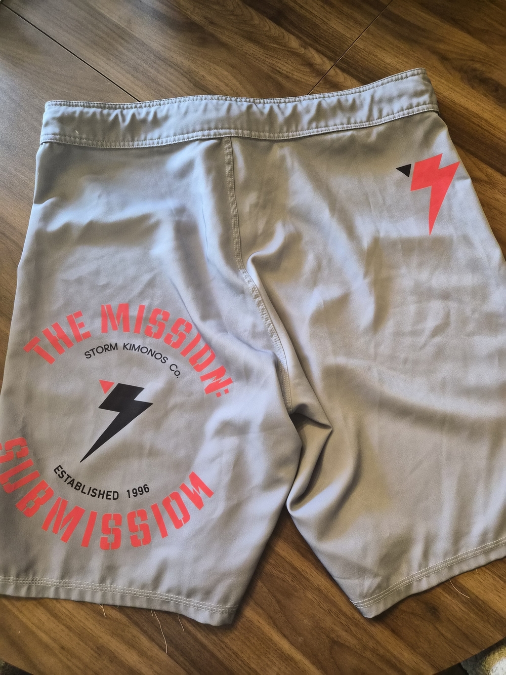 Storm Kimonos Gray Fight Shorts with Coral Accents - Picture 4 of 4